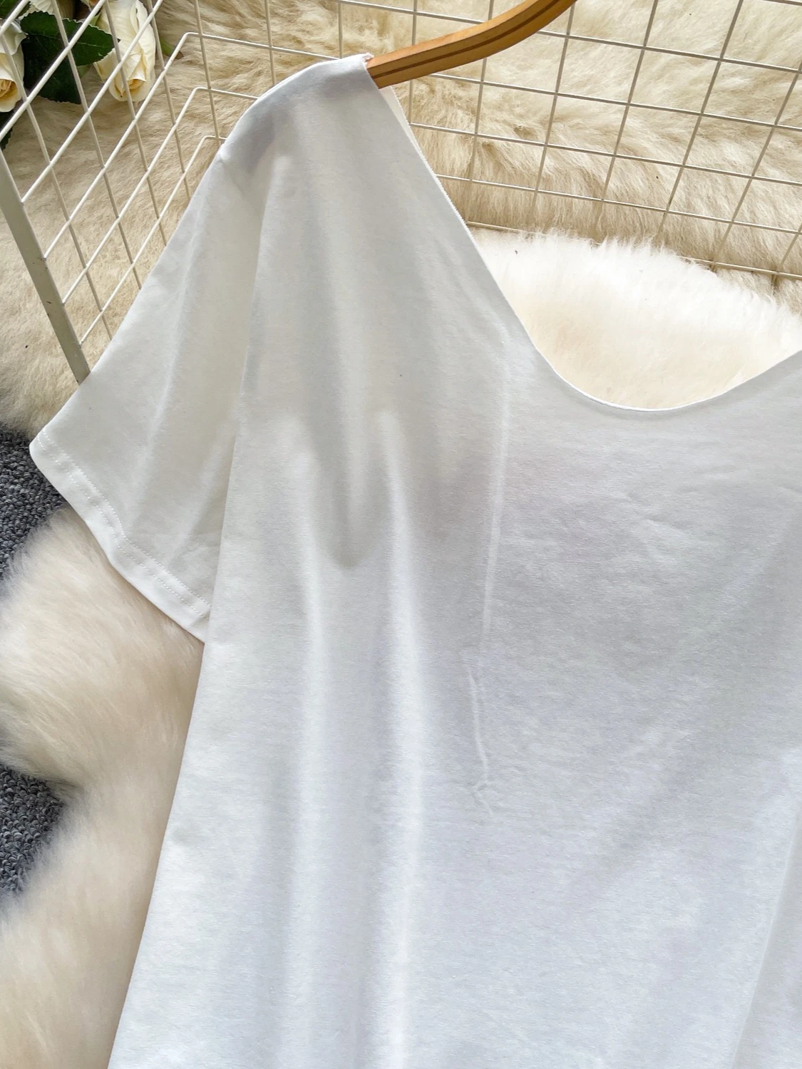 Foamlina été femmes t-shirts 2025 nouvelle mode col en V à manches courtes lèvres rouges lettres imprimer coupe ample pull haut usage quotidien