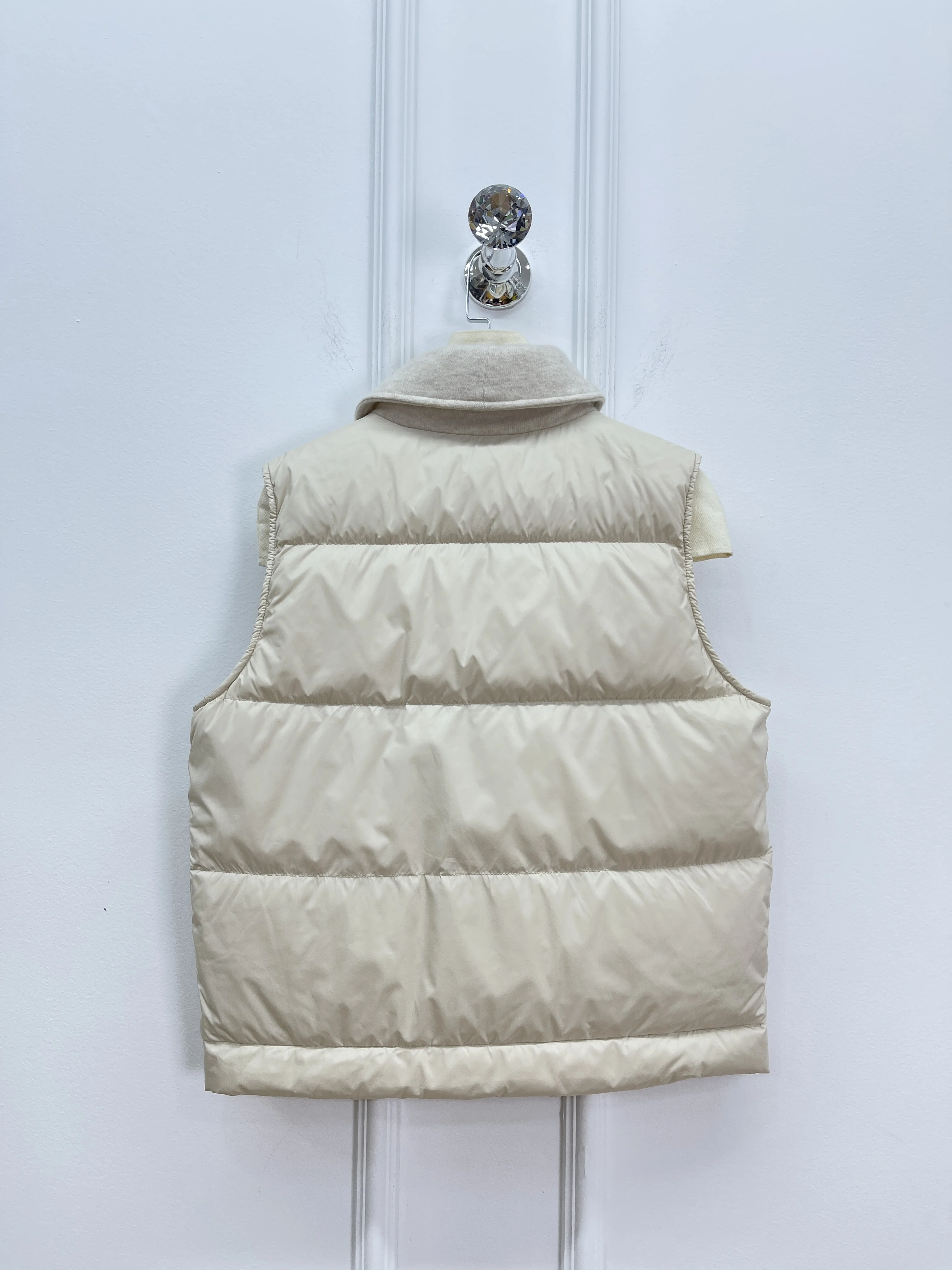 سترة كشمير وأوزة عالية الجودة ذات ياقة متقاطعة للنساء، طراز جديد لعام 2025.