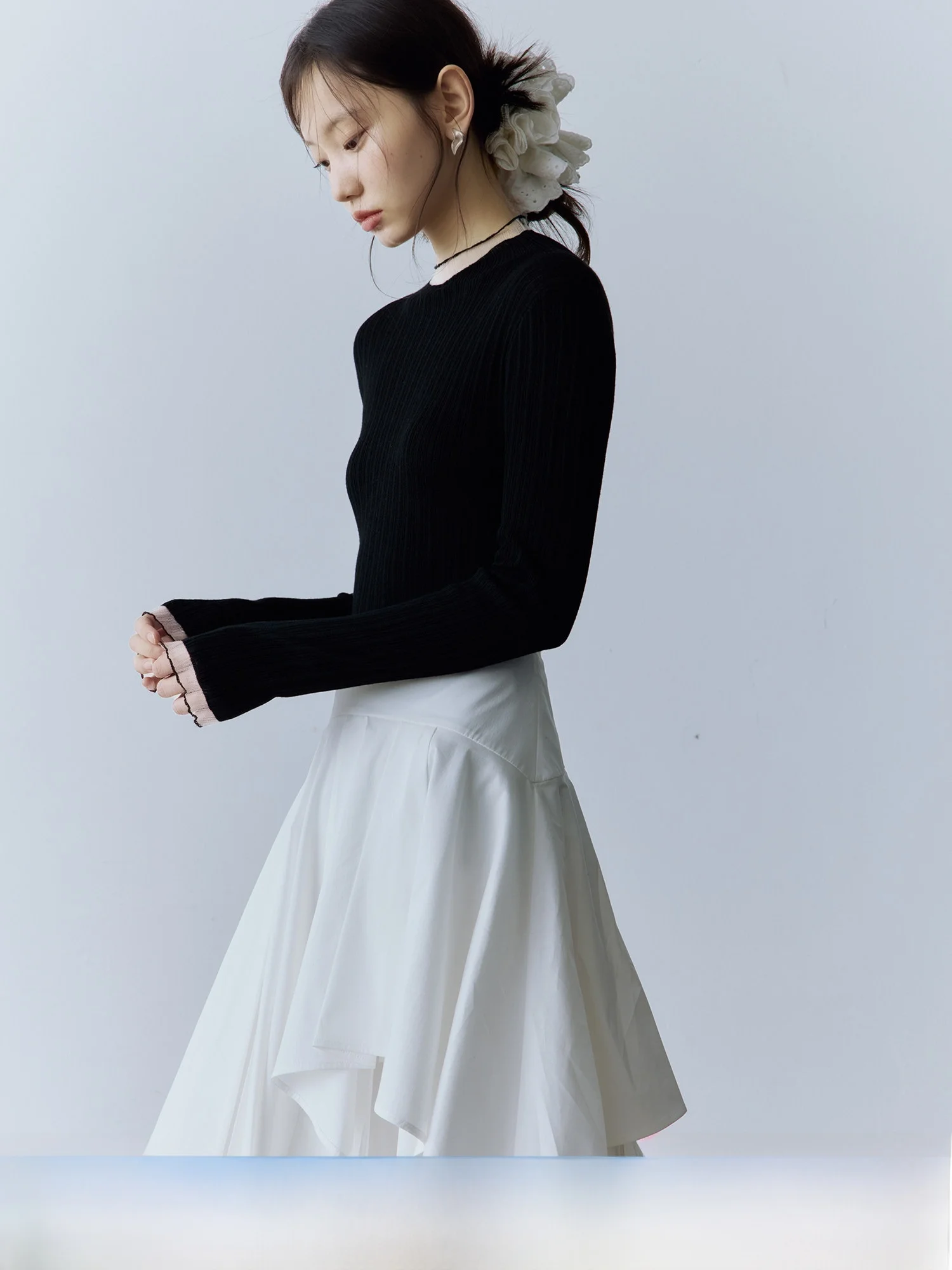 

FUSSED College Sle 6-Needle Irregular Stripe Classic Bla Patchwork f High Collar Knitted Top Women's Faion Sweater