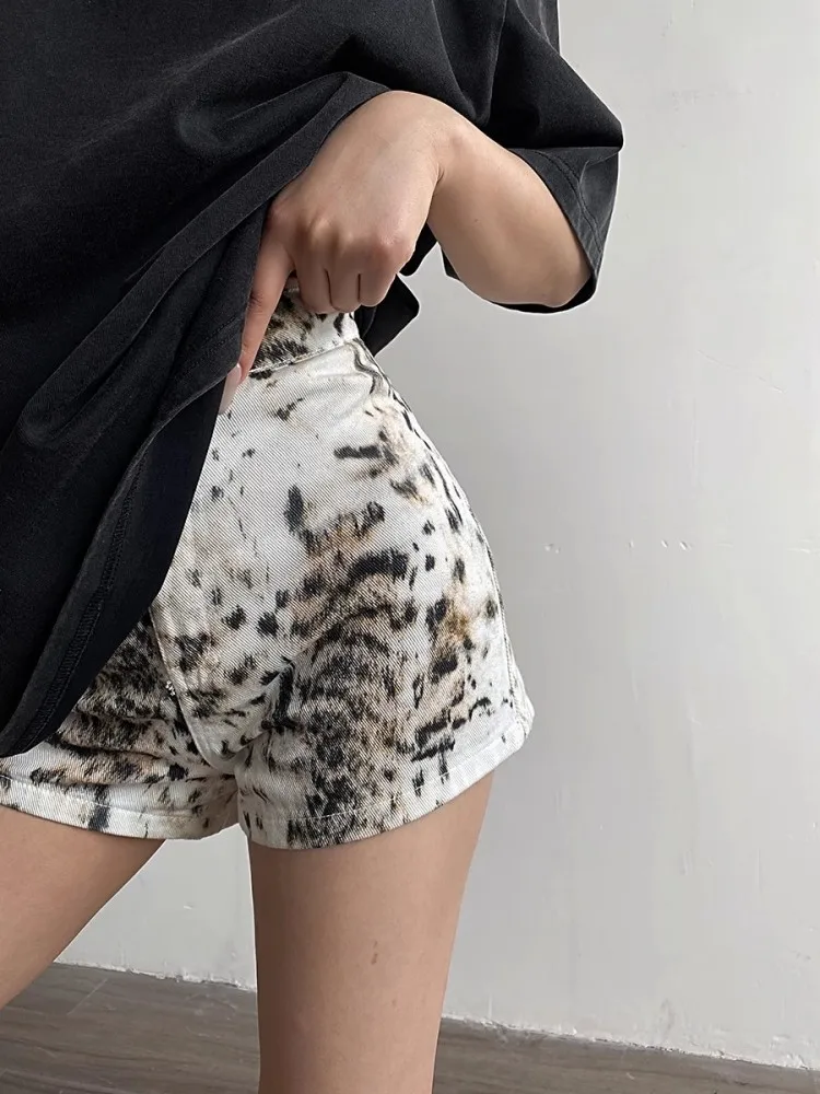 High Waist Women Denim Shorts Button Fly High Street Fashion Leopard Print Shorts Slim Fit Casual Summer Sexy Hotpants Female