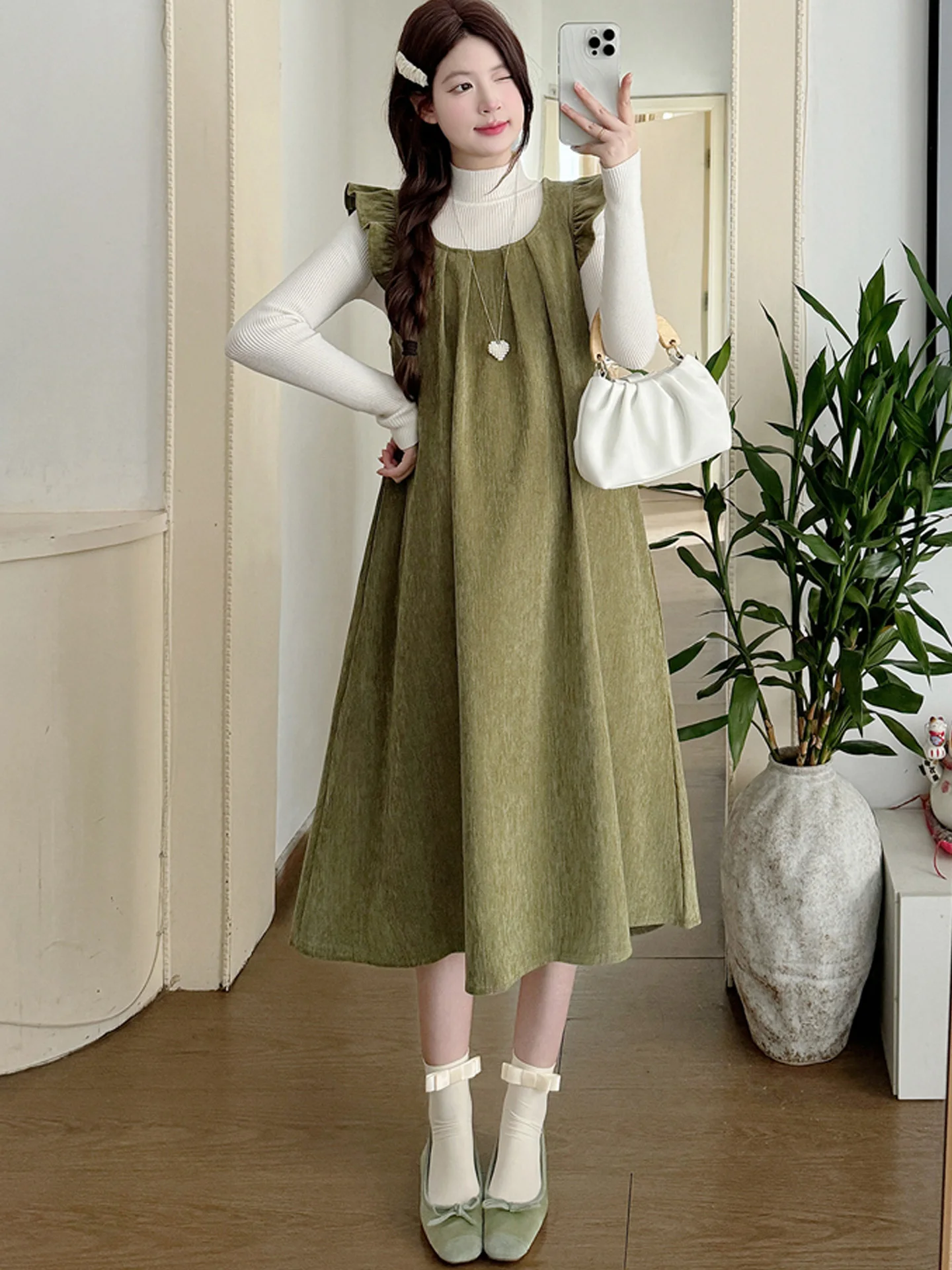 elegant-maternity-dress-set-winter-korean-style-age-defying-holiday-ensemble-maternity-skirt-autumn-winter-shoulder-strap