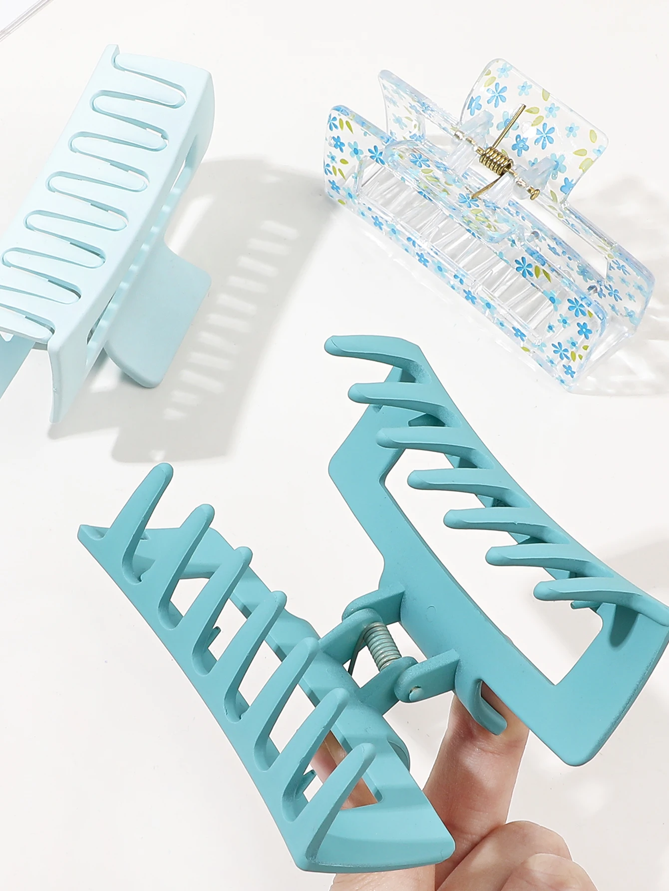 3 Stück rosa mittlere Haarklammern für Frauen und Mädchen, blau, starker Halt, matt, quadratisch, Bananenklammern, Haar-Accessoires für dickes, dünnes Haar – Detail 3