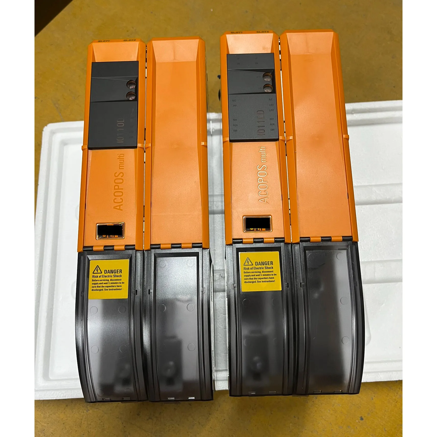 

ACOPOS Multi I0110D 8BVI0110HCD8.000-1 Servo Drive