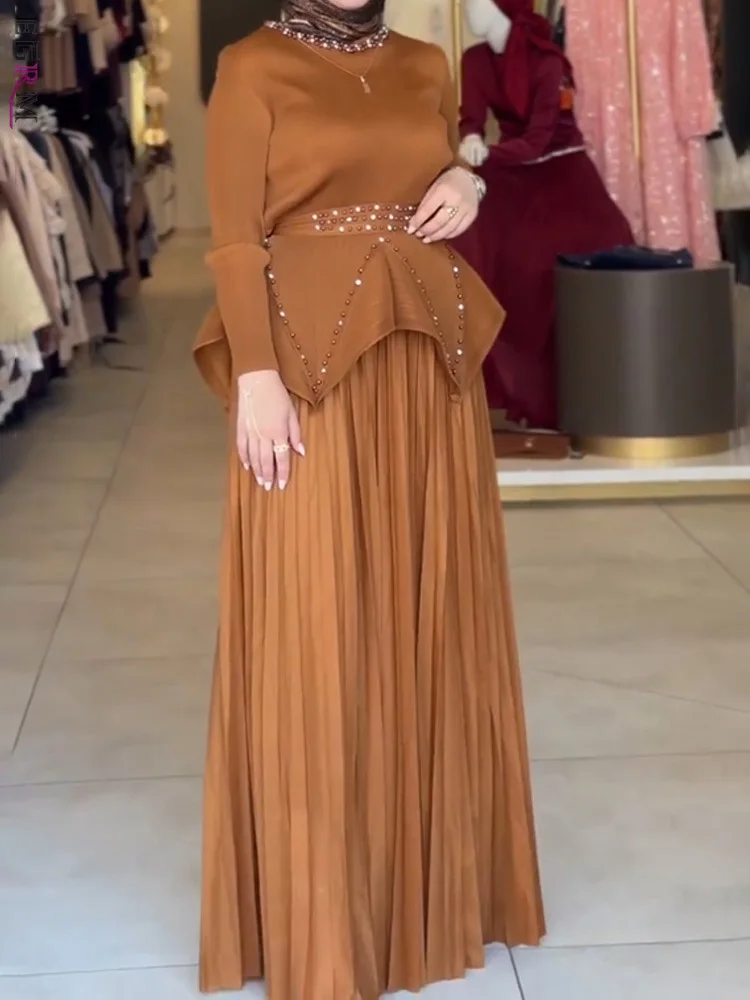 EGRM Nuevo Conjunto Plisado Miyake 2026 de Verano, Top Asimétrico con Cuentas y Falda Larga, Conjunto de Dos Piezas, Ropa de Mujer
