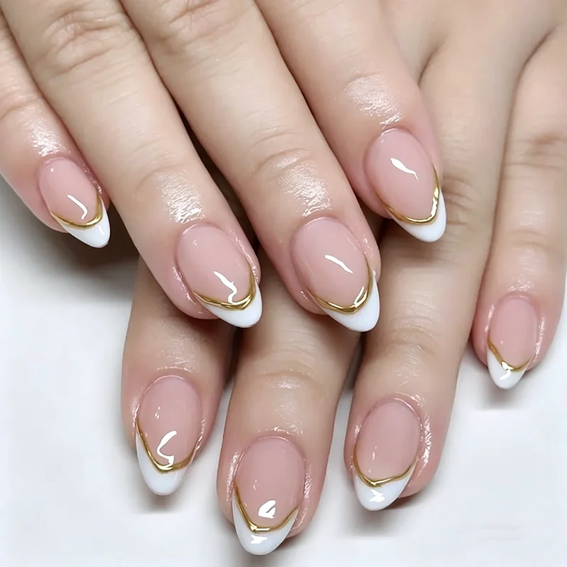 Nail Art Simple Elegant - Französische Nude Pink Weiße Kanten Mandel-Kunstnägel