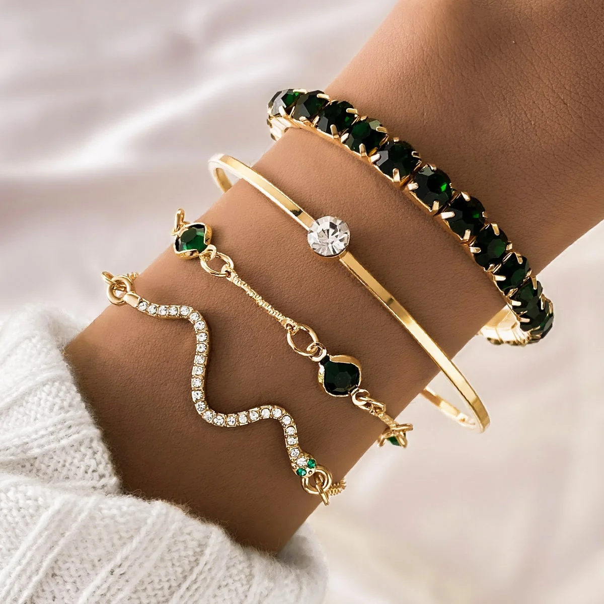 Harong 4PCS/5PCS Exquisite Butterfly Flower Snake Bracelet Popular Green Zircon Crystal Heart Hand Jewelry Gifts for Women