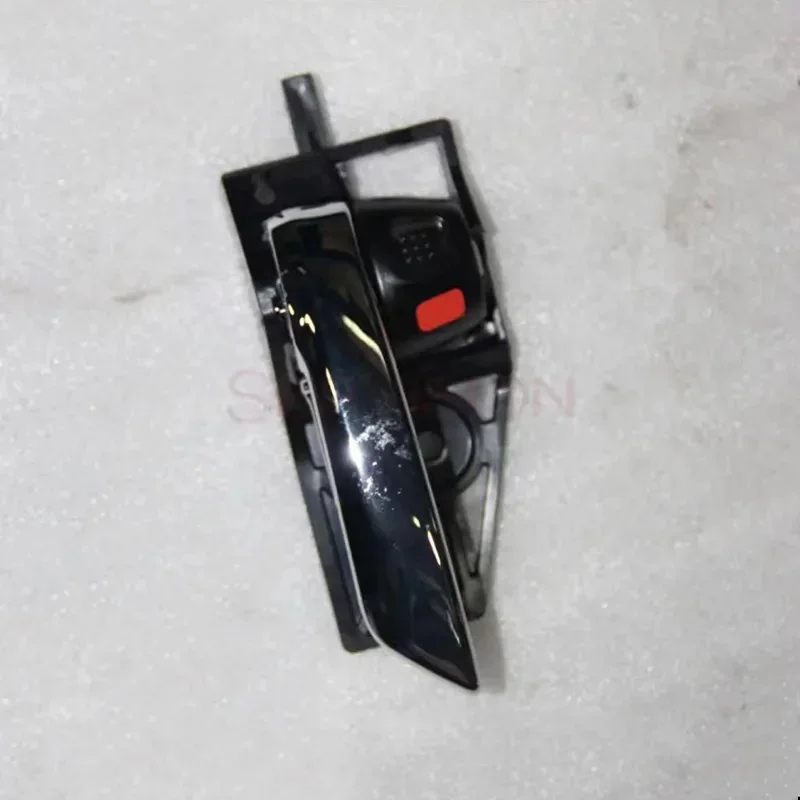 New Genuine OEM Parts Interior Door Handle 83110-61M10,83130-61M10 For Suzuki New Vitara 2015-2020 SX4 S-cross 2013-2020 Swift - Image 4