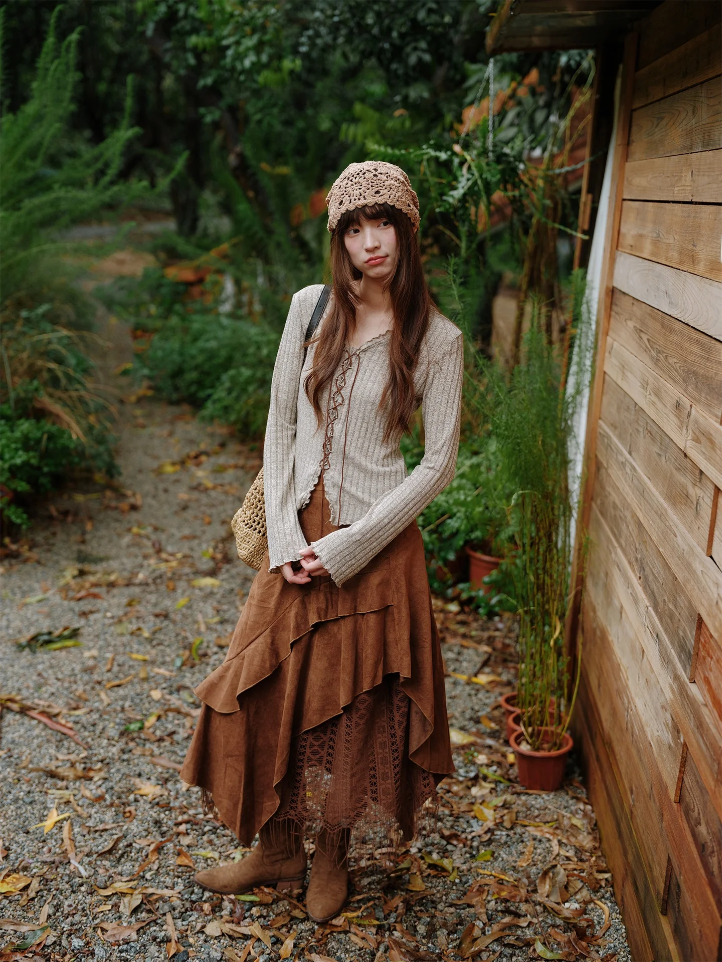 

Retro V-neck Knitted Top Women's Fashion Sensation Slim Fit Holiday Style Half Skirt Long Sleeve Soft Elastic Band Design