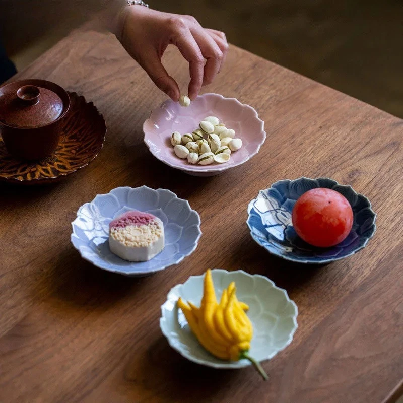 

Ceramic Lotus Fruit Dishes Handmade Pastry Plate Self-help Display Home Table Decoration Trays Sharing Plate Supplies Gift Craft