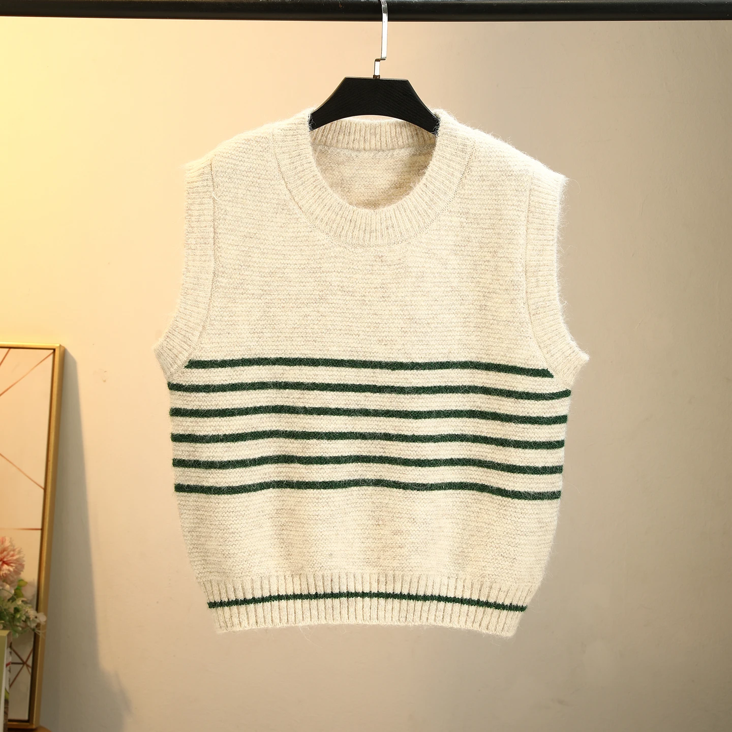 

Stripe Knitted Vest Women Autumn Winter New Korean Style Casual Loose O-neck Tops Fashion Academic Style Thicken Pullover