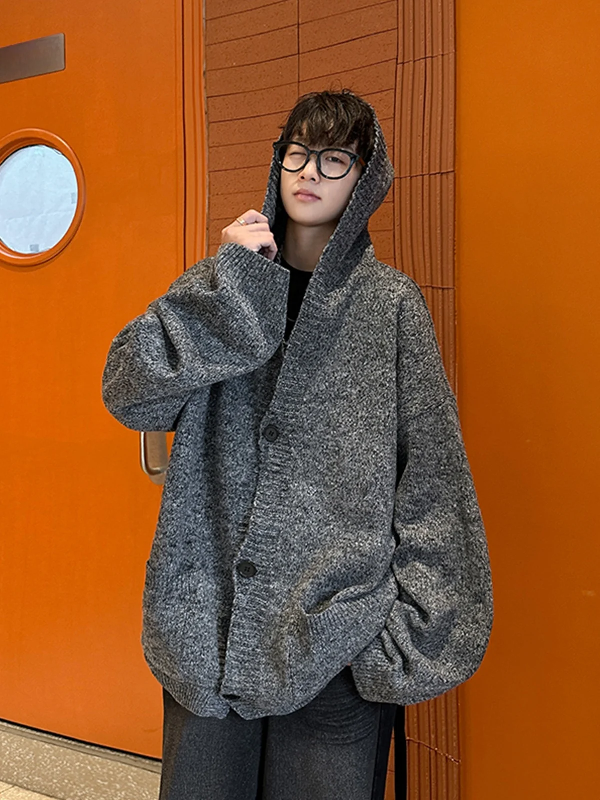 

Мужской кардиган свободного кроя с капюшоном, вязаный, больших размеров, осенне-зимняя верхняя одежда, повседневный, из полиэфирного волокна, дышащий, приятный к коже...