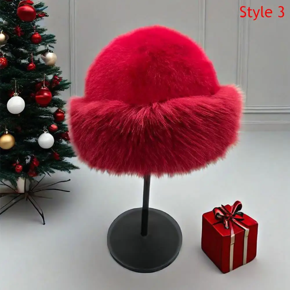 Cappelli a secchiello in pelliccia soffice rossa natalizia Cappello invernale in peluche spesso da donna Protezione per le orecchie Berretti da pescatore in pelliccia Berretti Panama caldi antivento