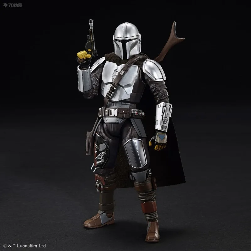 BANDAI Original STAR WARS Series Mandalorian (Bestka Armor) Silberbeschichtetes Ver-Kunststoff-Montagemodell