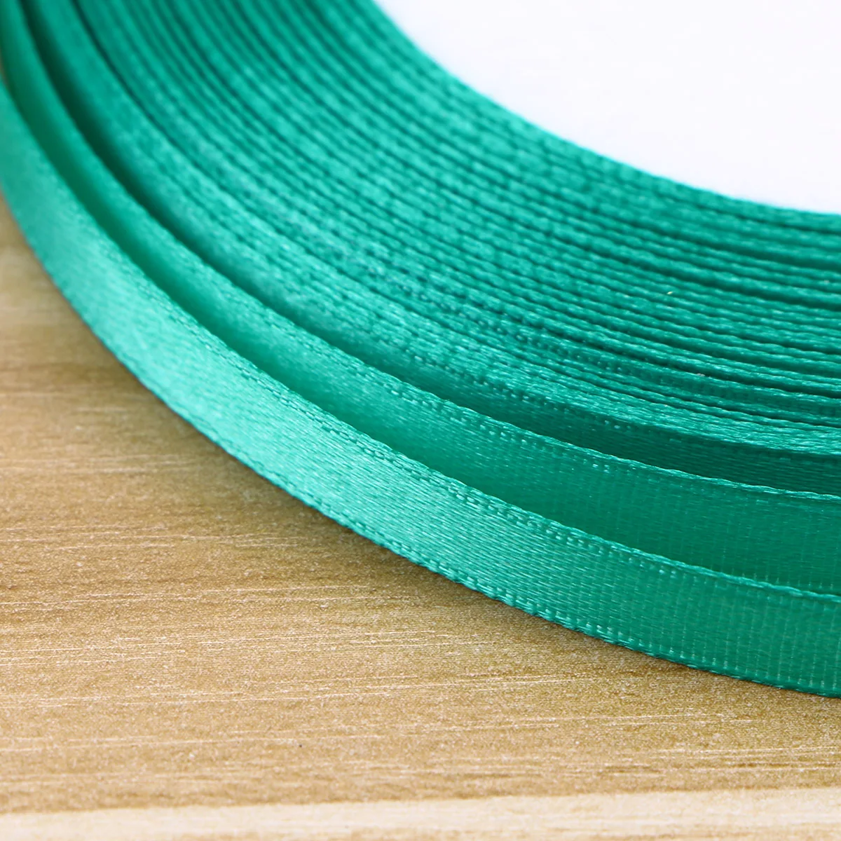 

6mm White Polyester Ribbon Roll for Gift Wrapping Soft Texture Bright Color Wedding DIY Holiday Birthday Supplies Premium