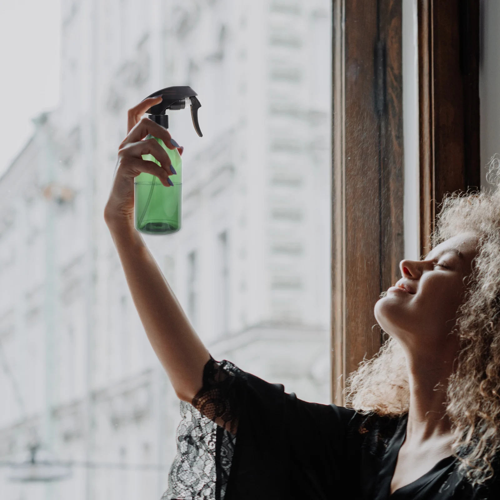 

2pcs Spraying Bottle Thickened Plant Mister For Garden Watering Balcony Planting Home High Pressure Spray Durable Water