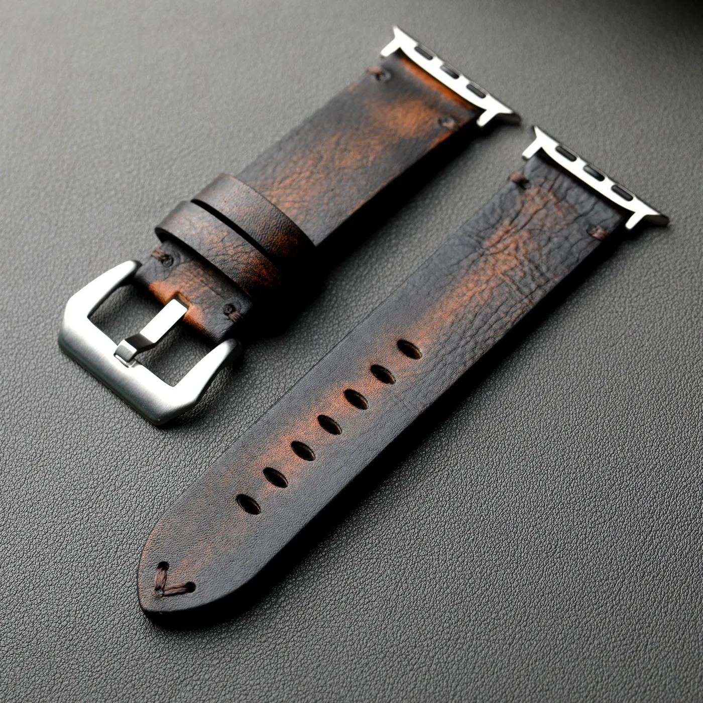 Italienisches handgefertigtes gebürstetes Lederarmband, kompatibel mit Apple Watch 49MM 46MM 45MM 42MM weiches Rindslederarmband für Herren, Vintage-Stil