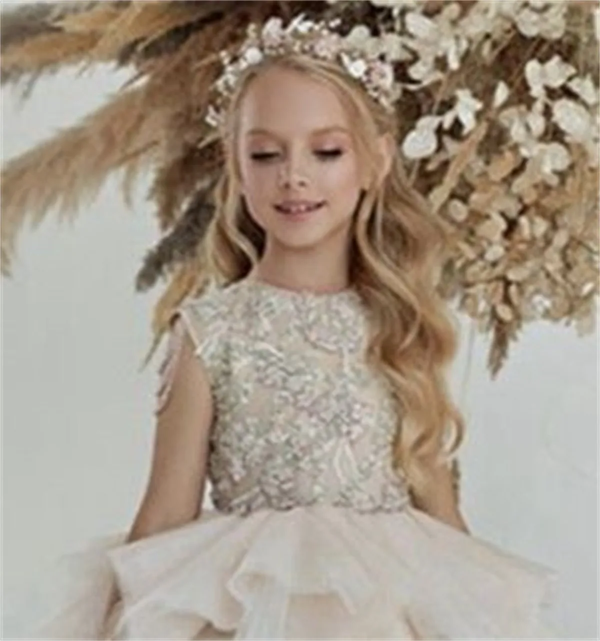 Flower Girl Dress Champagne Ball Gown Puffy For Wedding Tulle Appliques Beading Party Pageant First Communion Gown Gift