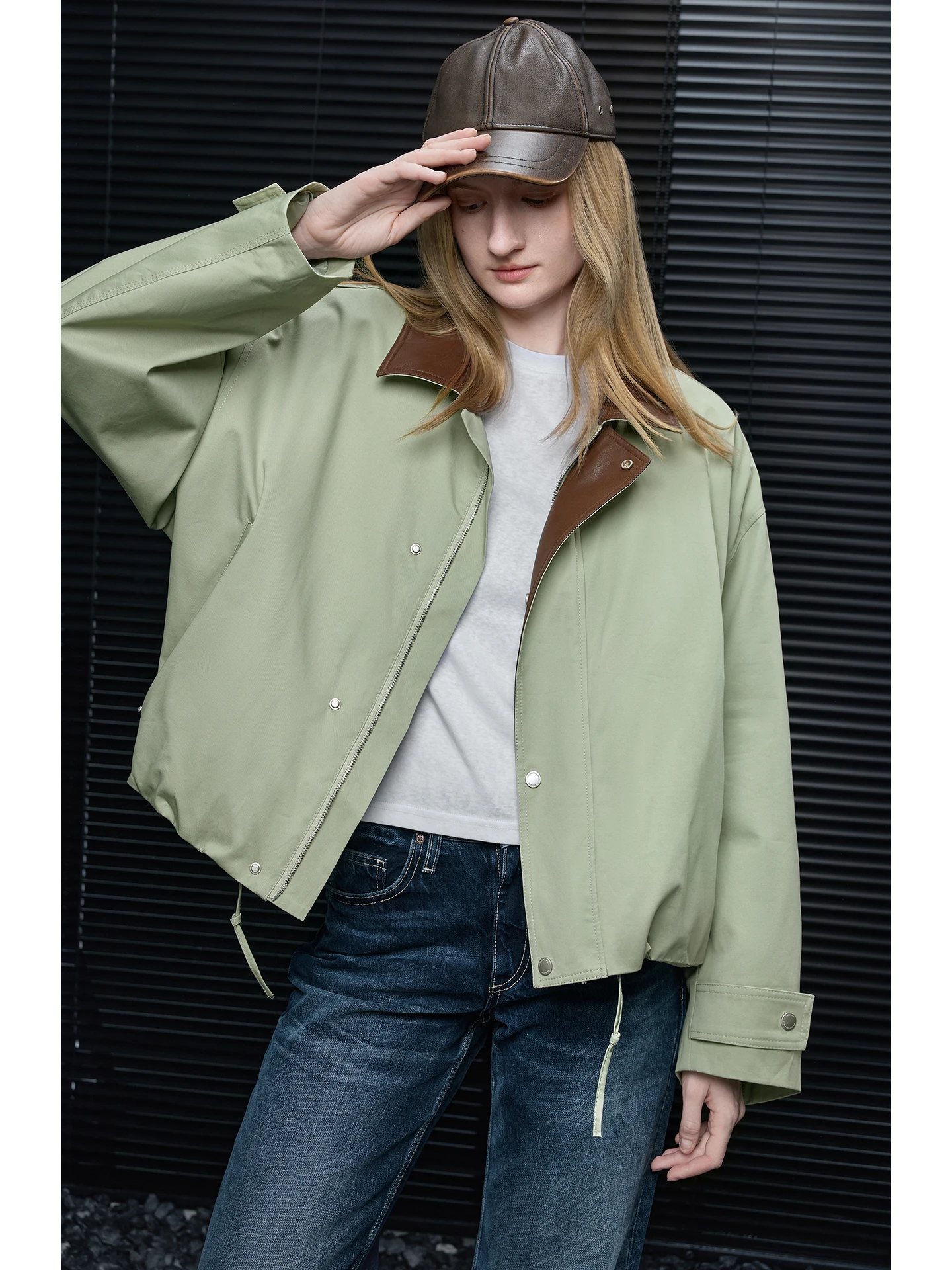 Street Style Baumwolljacke Damen Locker Geschnittener Mantel mit Lederkragen Frühling 2026 Modisch Einzigartig Schöne Oberbekleidung