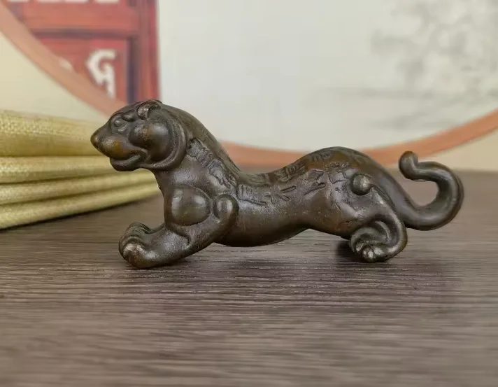 Antique-style Bronze Artifact Qin Dynasty Tiger Token, Yangling Tiger Token Ornament, Military Token