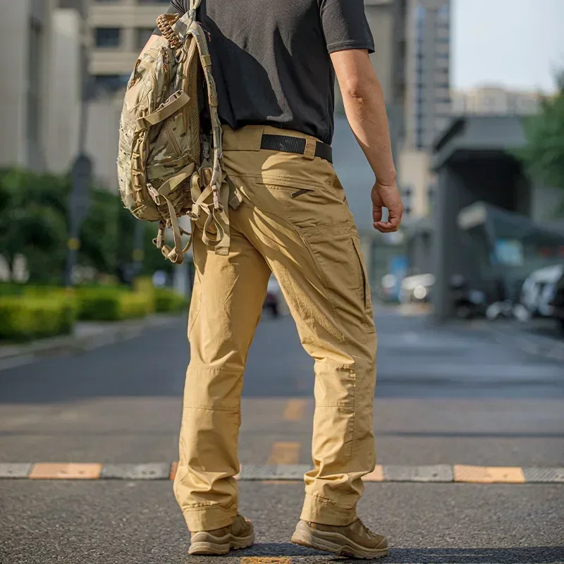 

Tactical work pants are wear-resistant, waterproof, lightweight, quick-drying, reflective, and have elastic waistbands, perfect