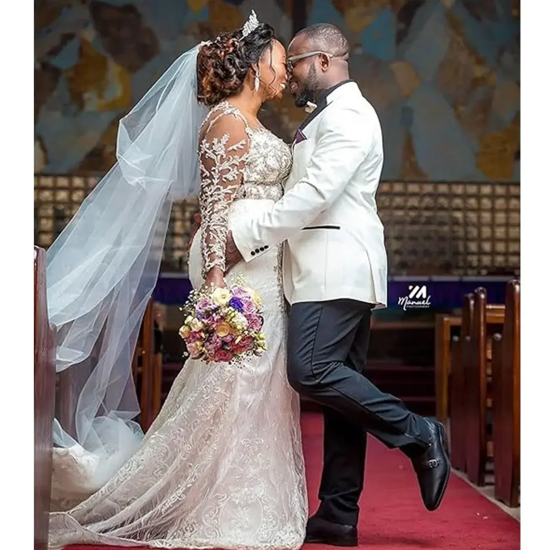 Customized Wedding Dresses Plus size Mermaid Sparkly Crystal Bridal Gown Lace Beaded Royal Train Long Sleeve Black Girl Vestidos