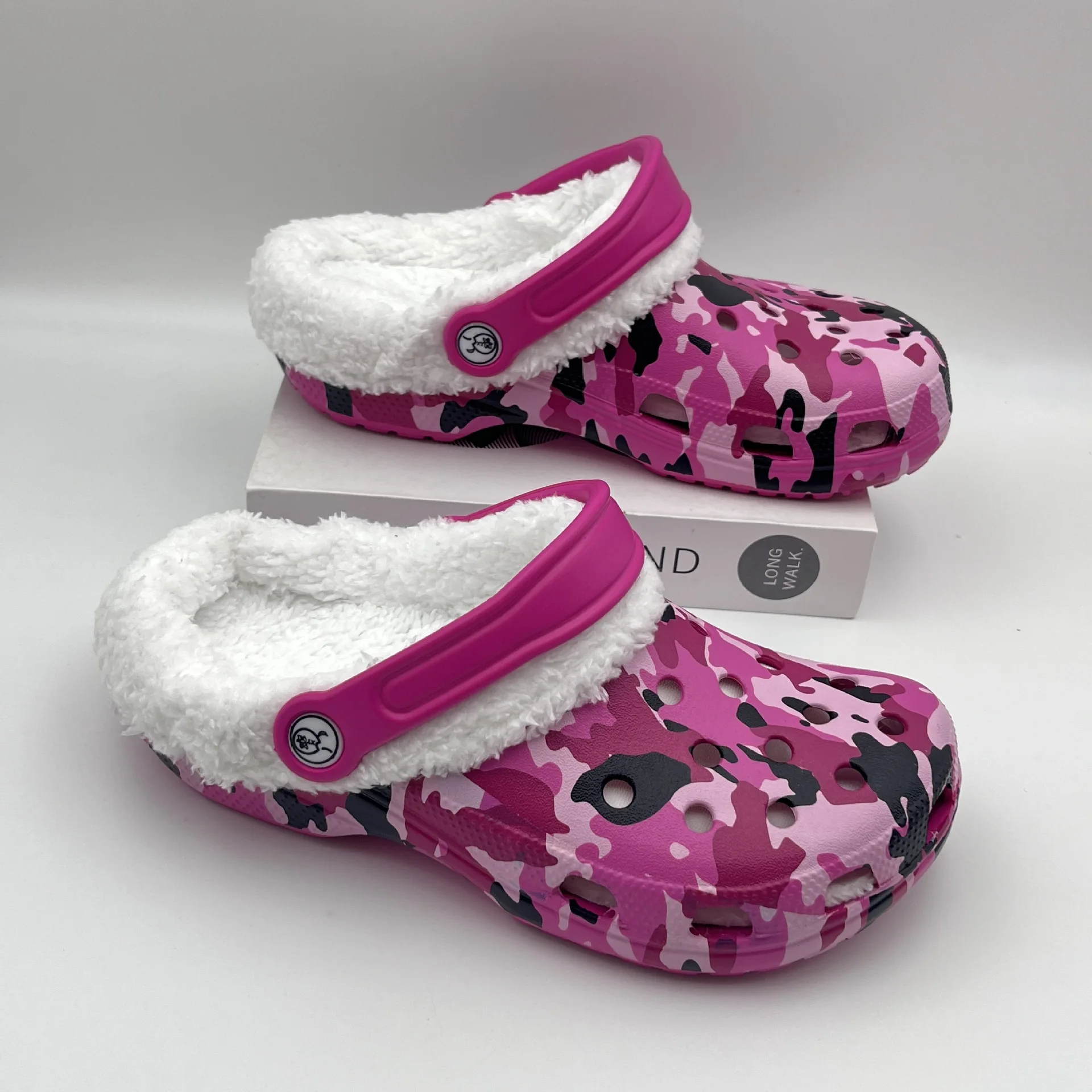 winter velvet new star hole shoes flat men wear comfortable stepping on shit feeling non-slip soft bottom bag head slipperswomen