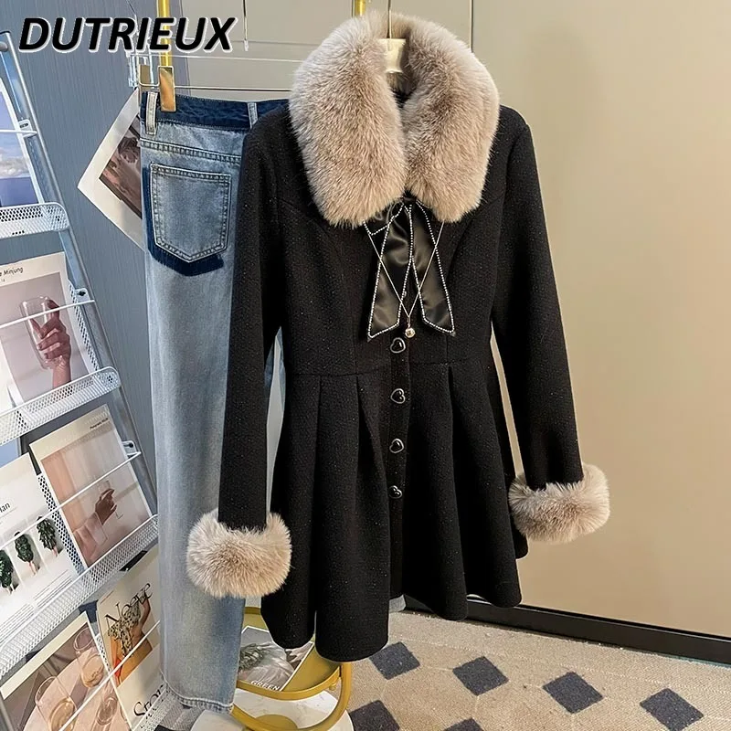 

High-End Black Woolen Coats Women 2023 New Autumn Winter Clothes Temperament Thickened Fur Collar Warm Bow Pleated Long Coat