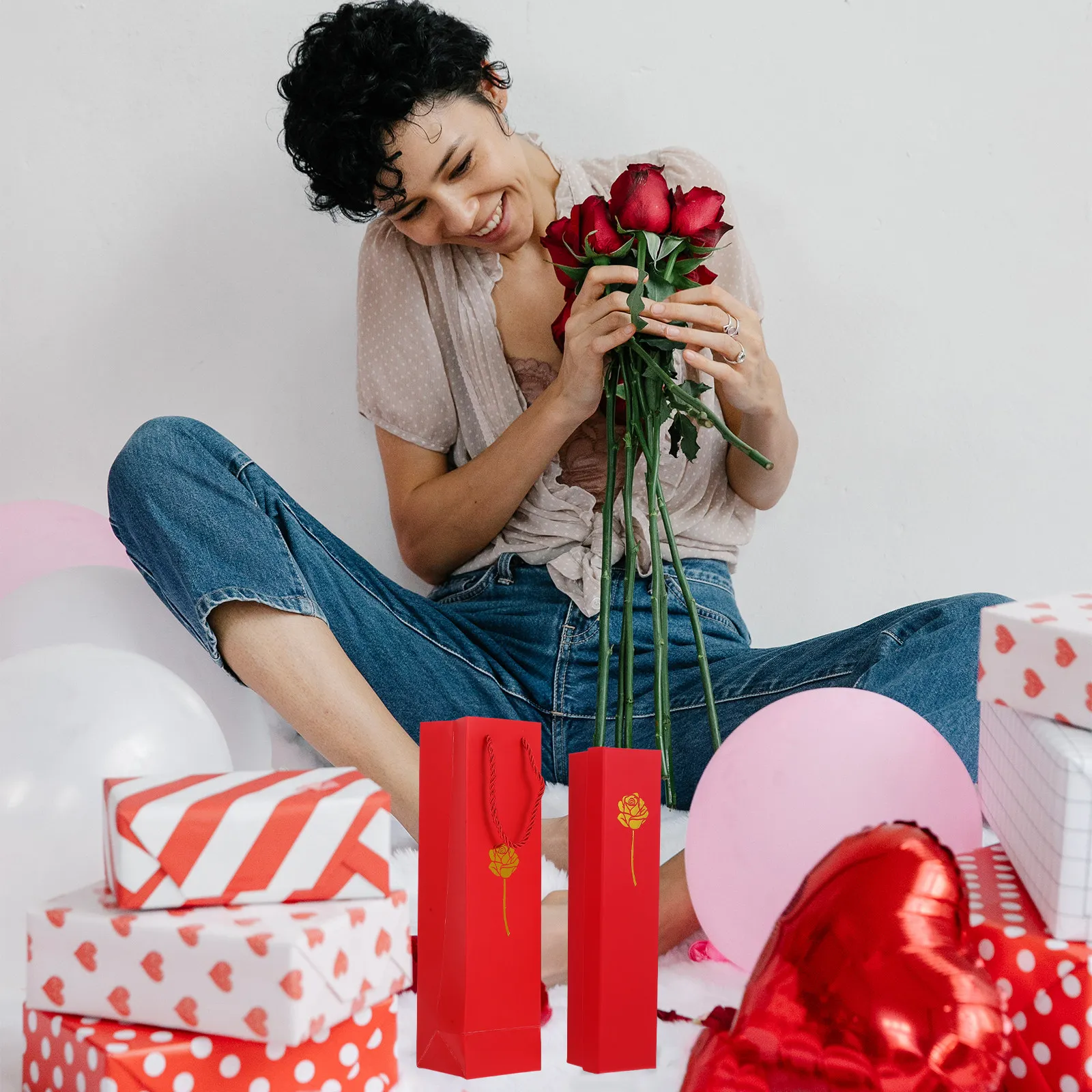 

Коробочка для кольца в форме красной розы, элегантная, в форме цветка, для предложения руки и сердца, на годовщину свадьбы, для хранения ювелирных украшений, романтический подарок