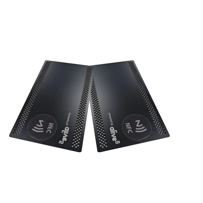 

Customized product、cheap Metal Business NFC Card with 213 215 216 NFC chip