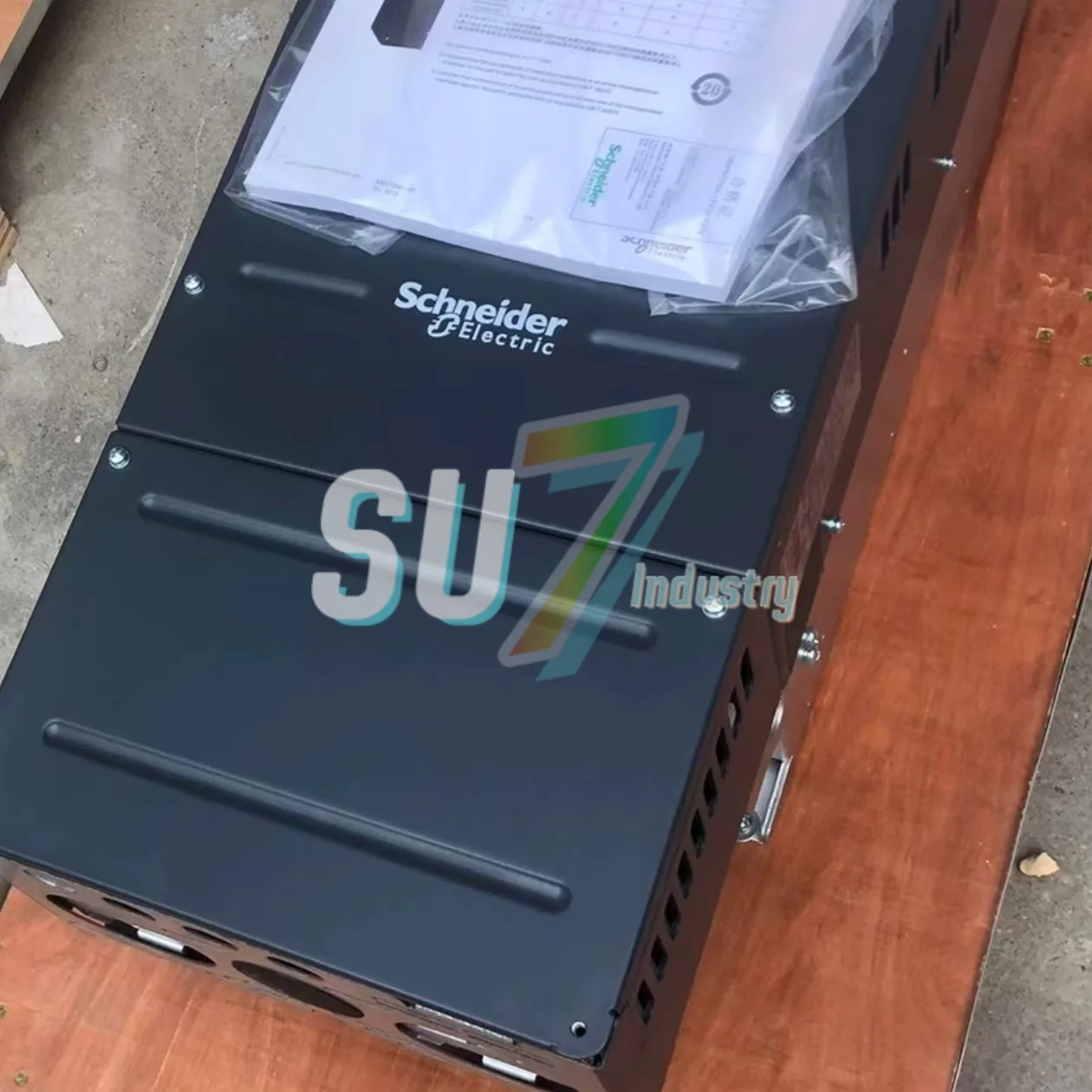 ATV630D75N4 ATV930D30N4 주파수 변환기 창고에 신규 입고