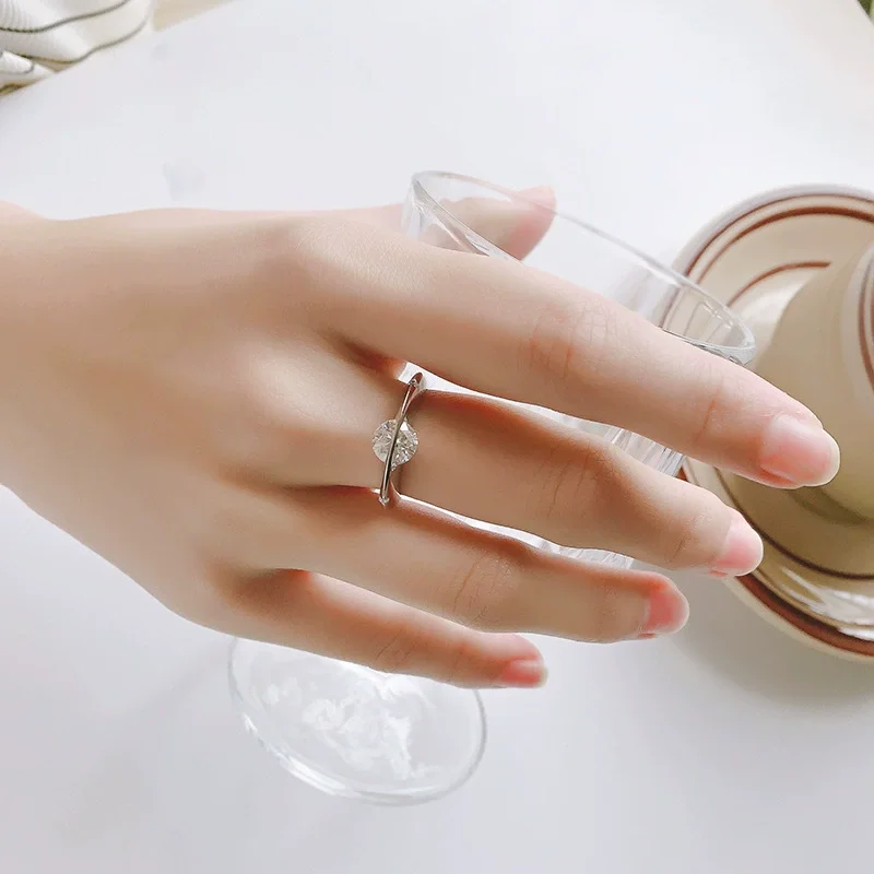 Mode Luxe Trendy Klassieke 1CT Draaien Moissanite Diamond-set Kleur D Ster Ring Voor Vrouwen 925 Zilveren Partij Sieraden geschenken