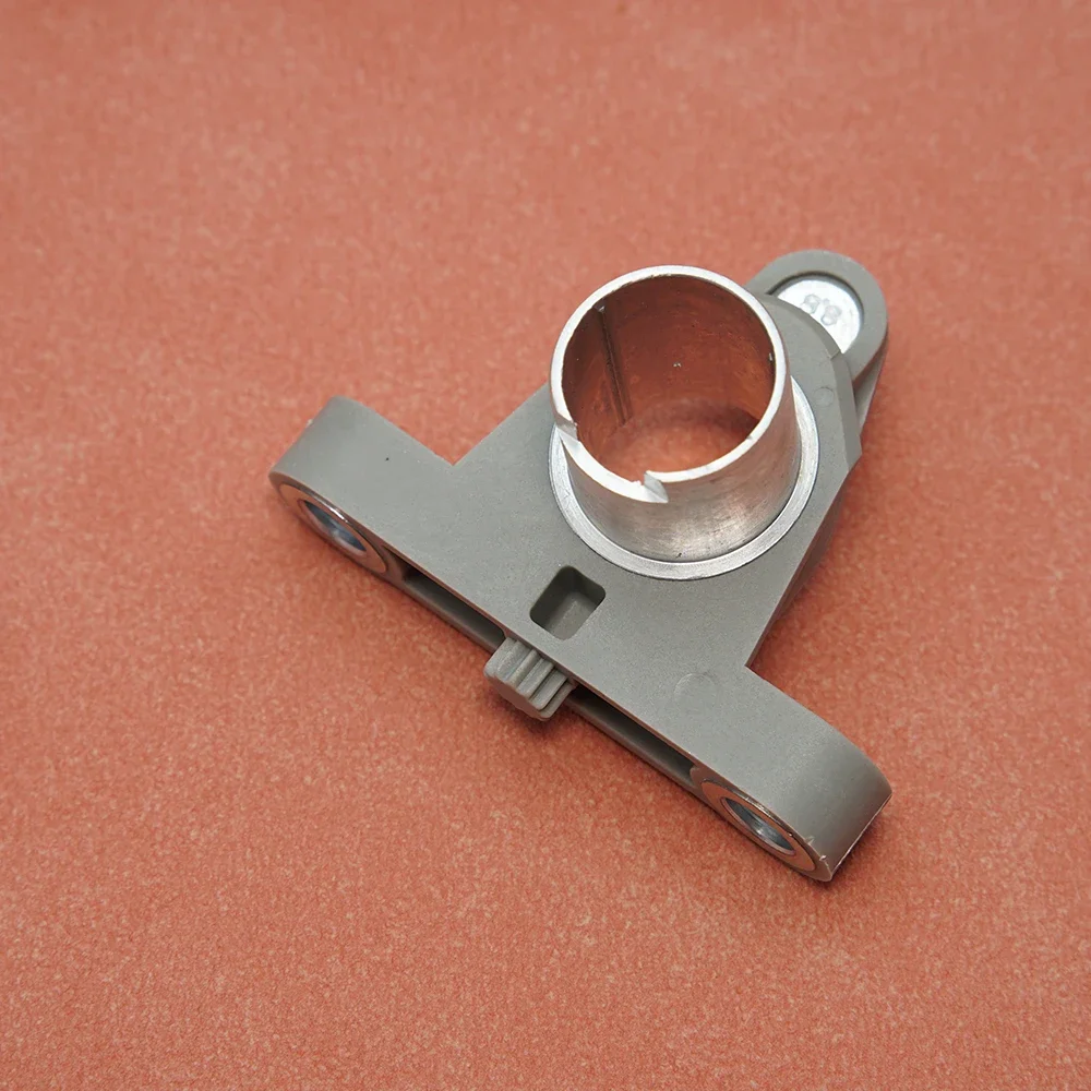 

30637802 For Volvo S80 XC90 Camshaft Sensor Bracket 2.9L-L6 Ignition-Camshaft Sensor Bracket 2000 2001 2002 2003 2004 2005 2006