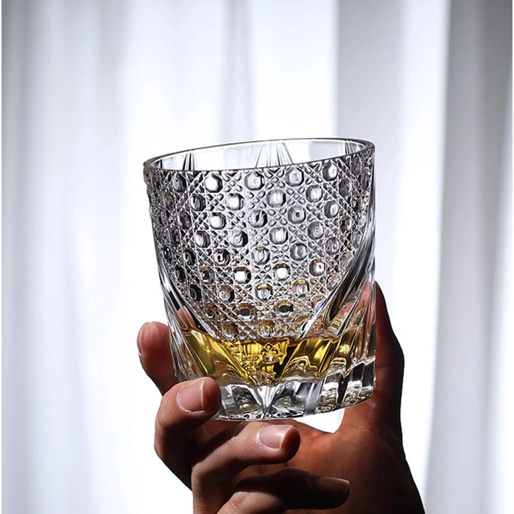 

Carved Crystal Glass Whiskey Glass - Creative Starburst Whiskey Glass - Lock Glass