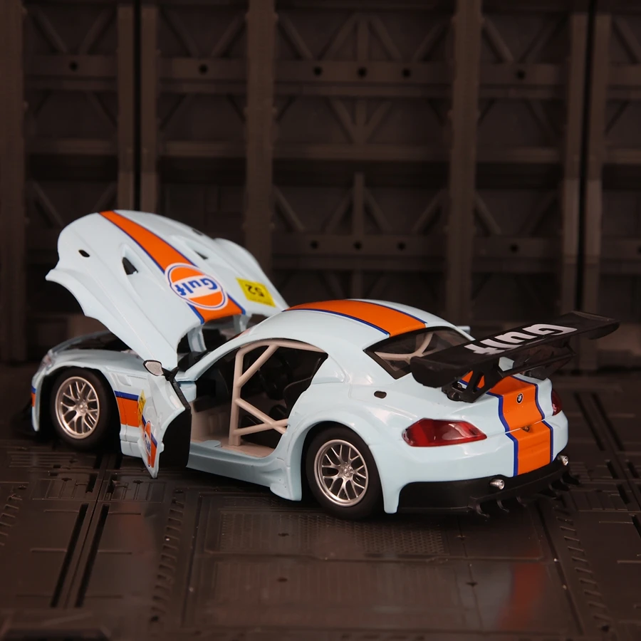 

CCA 1:24 BMW Z4 GT3 Gulf Oil Edition, модель автомобиля из сплава, детская игрушка, двери и капот можно открыть