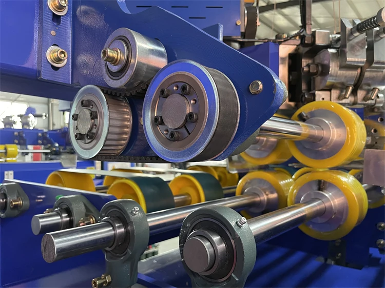 آلة خياطة وتدباسة صندوق الكرتون للصندوق المموج من الورق المقوى