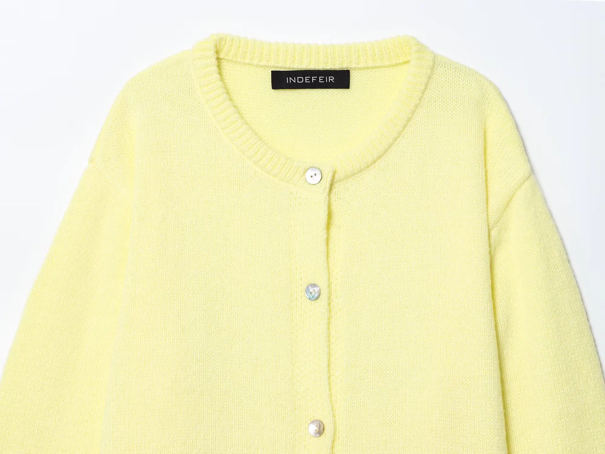 2025년 신상 여성 의류 유럽 및 미국 스타일 패션 라운드 넥 긴팔 싱글 브레스티드 니트 가디건