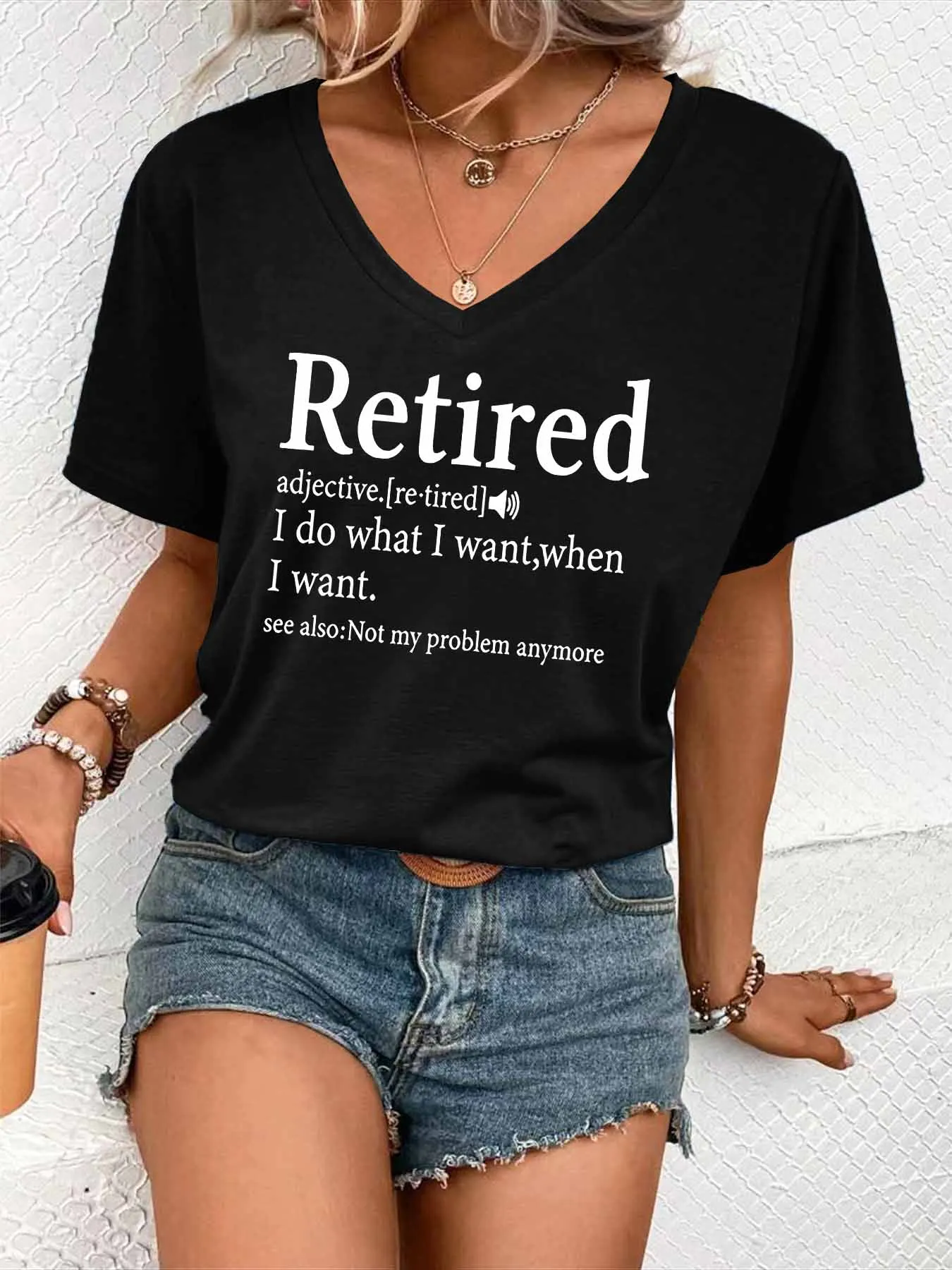 Funny Retired Definition Print V Neck T-shirt New Female Casual Short Sleeve Tops Tee For Spring & Summer Cool Women's Clothing