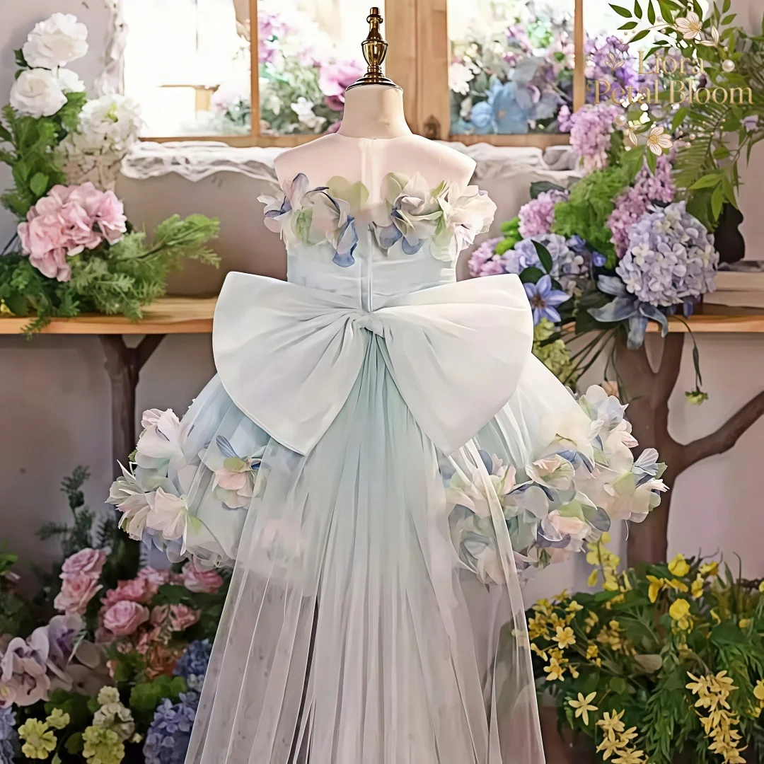 Abito da damigella d'onore per bambina stile Boho da giardino, con spalle scoperte, fiori 3D, in tulle, con strascico, blu baby, abito da principessa per concorso di bellezza