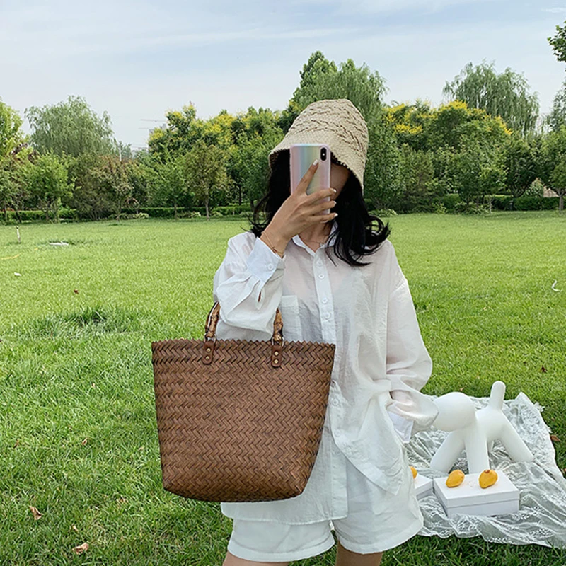 Summer Straw Bag For Women Handmade Rattan Basket Bag Retro Style Beach Bag Vintage Vegetable Totes Bag Purse Top-handle Bags