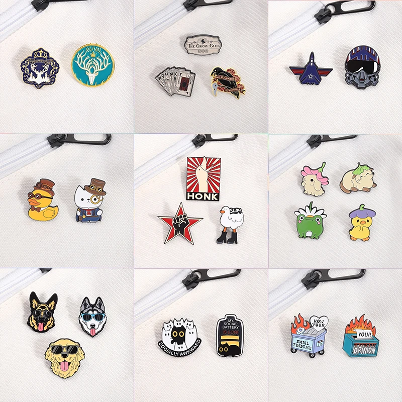 

2-6Pcs Cute Animal Set Enamel Pins Brooch Retro Steampunk Duck Cat Golden Retriever Husky Dog Brooches Lapel Badge Jewelry Gifts