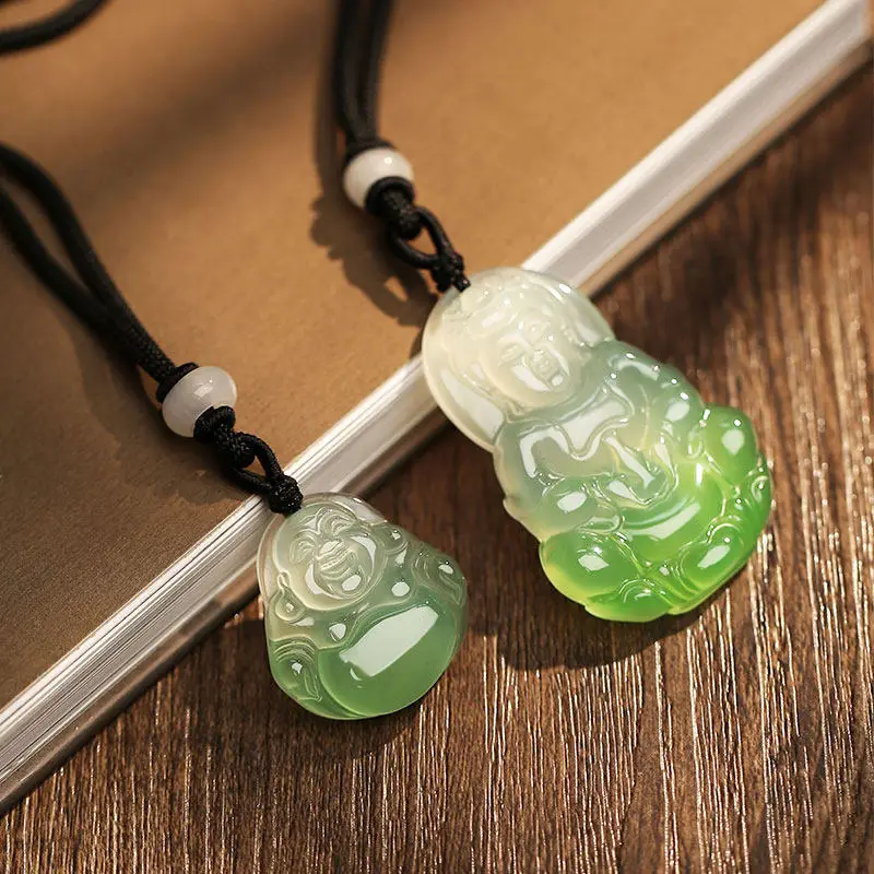 

Подвеска из чистого натурального полугорного и полуводного халцедона, модели Guanyin для мужчин и женщин, в подарок друзьям.