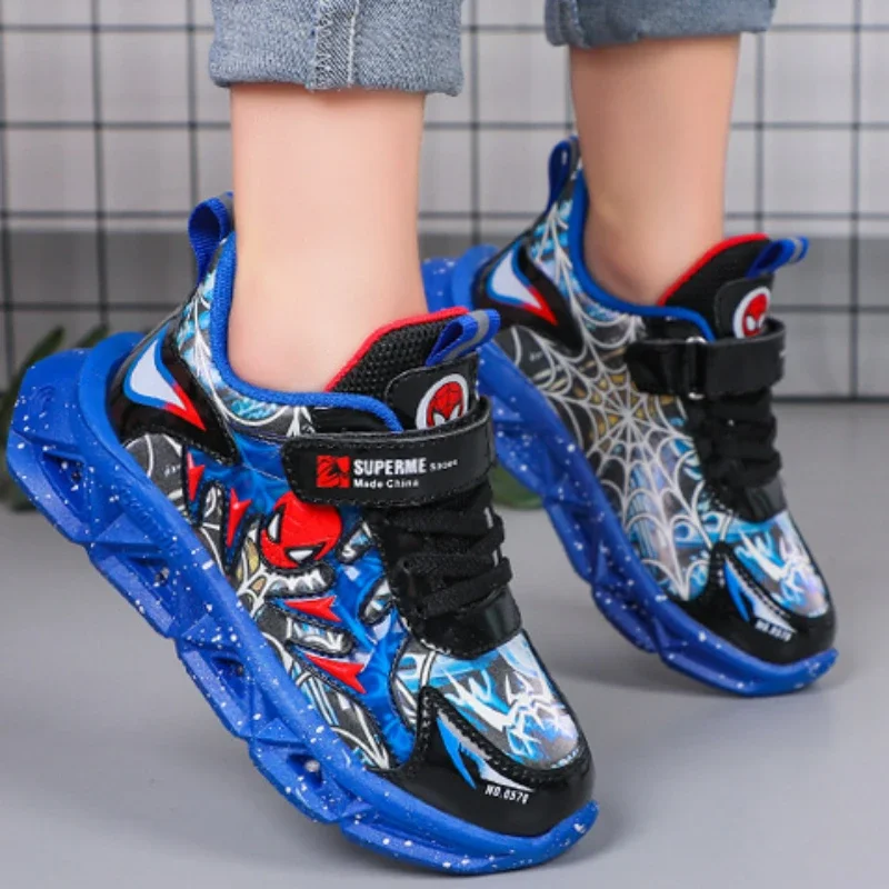 Disney boys Casual Shoes Led Lights PU Leather Cartoon sport per bambini rosso blu Fashion Cool Shoes Sneaker taglia 22-37