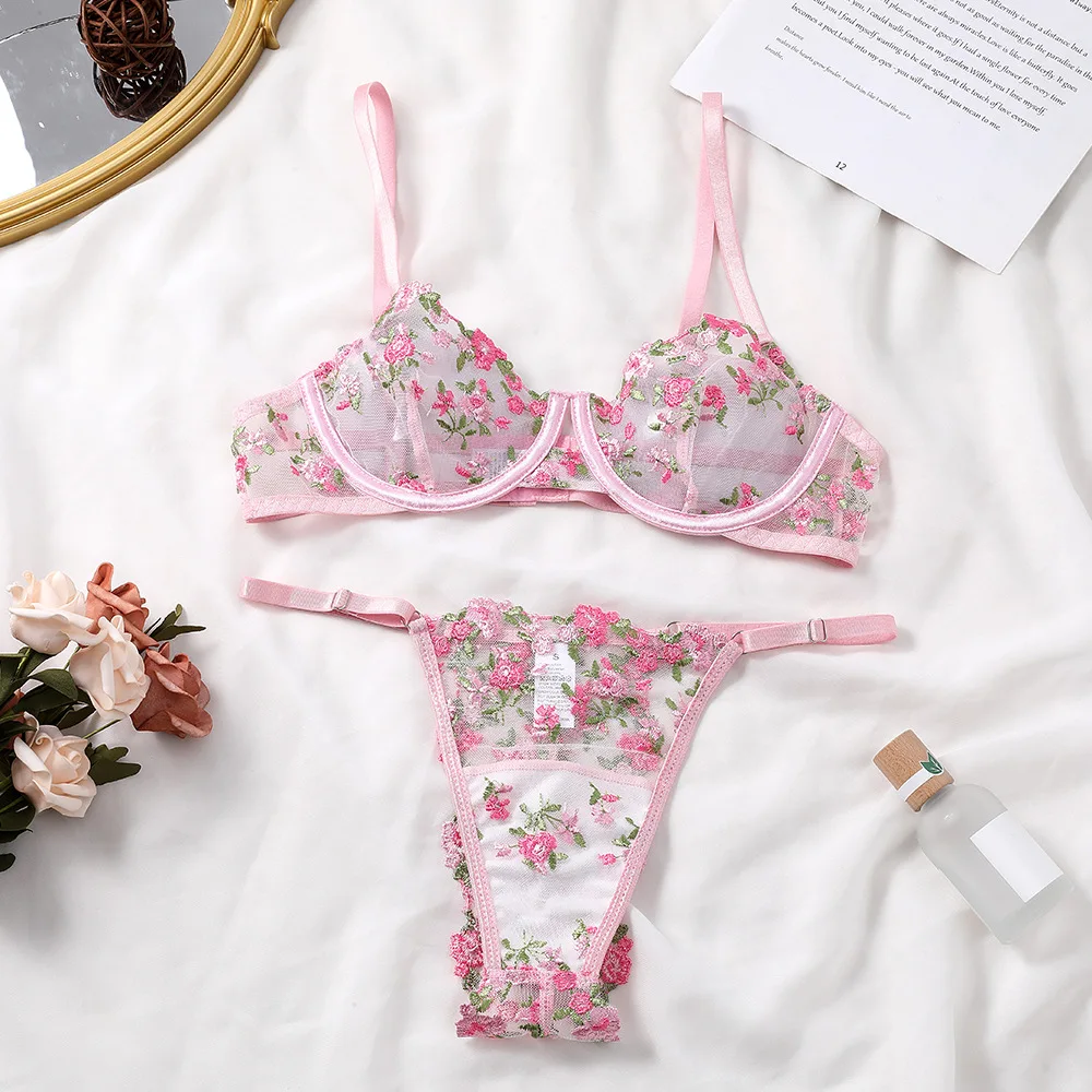 Erotic lingerie set embroidered women lace underwear hollowing senior sense of sexuality text bra with underpants suit