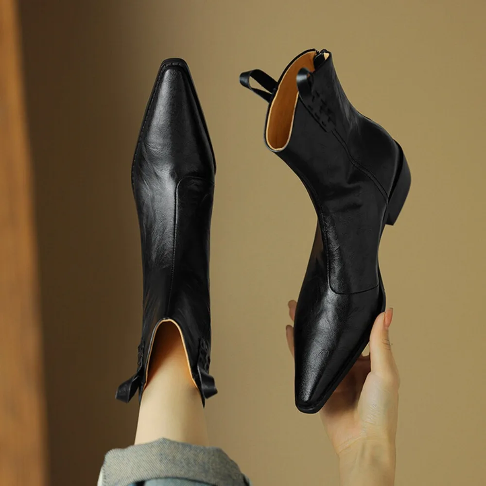 Vintage-Stiefeletten mit spitzer Zehenpartie für Damen, aus gebrüniertem Rindsleder, Western-Stil, kurze Stiefeletten, niedriger Blockabsatz, Reißverschluss hinten, lässige Alltagsschuhe