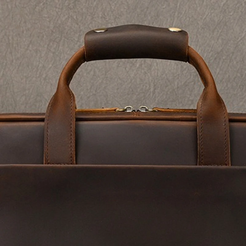 حقائب رجل التنقل في الهواء الطلق متعددة الوظائف حقائب الكتف الأعمال حقائب جلدية الرجعية Maletín MHGWB