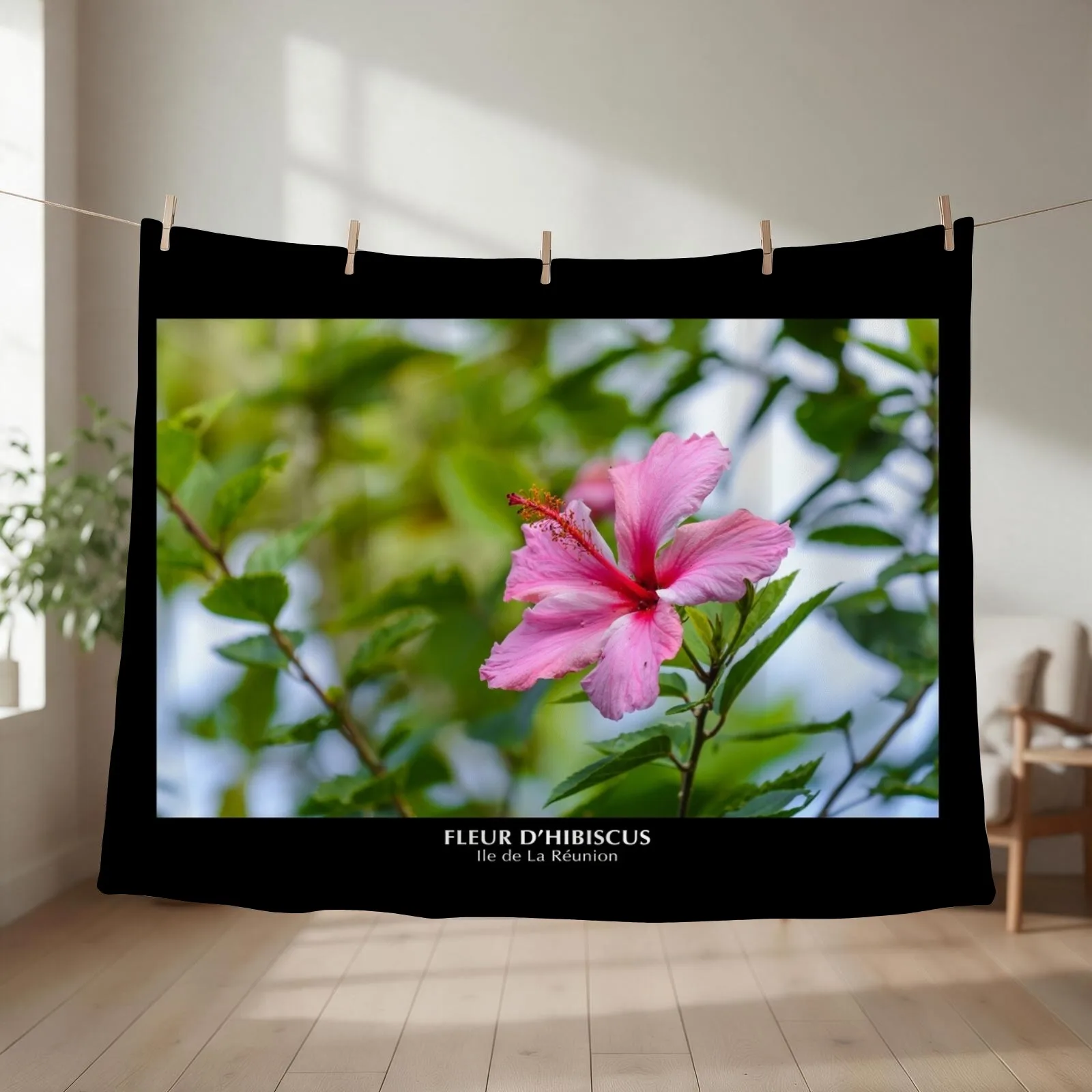 Hibiscus flower in Reunion Island Throw Blanket couch cozy soft plush fuzzy picnic outdoor blanket