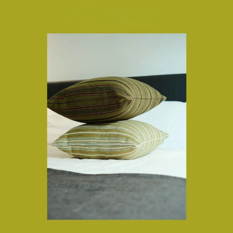 Double braided pillow cover