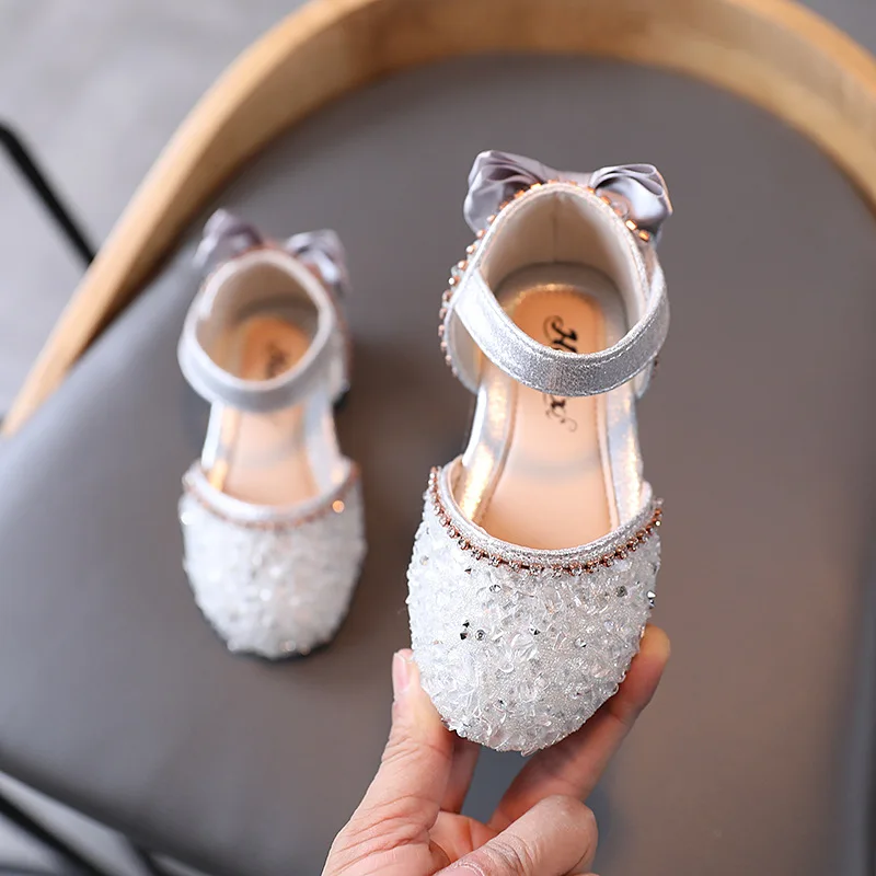 Kids Sandals Rhinestone Bow Girls Princess Shoes Fashion Flats Dance Performance Shoes 2023 Summer Children With Flat Sandals