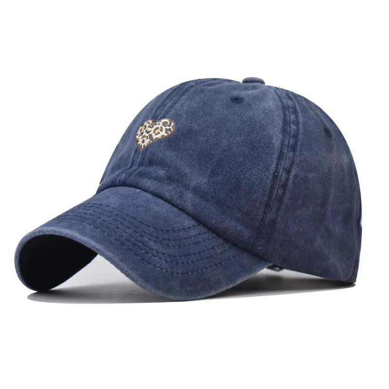 

Vintage Leopard Heart Embroidered Baseball Cap Casual Outdoor Washed Cotton Snapback Cap New Unisex Hip Hop Tongue Cap