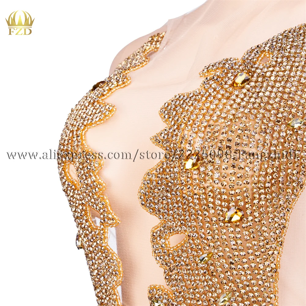 FZD 1 PCS Elegant Handmade Gold Rhinestone Wedding Patch Crystal Dress Patch Bodice Applique for T Show Clothes Embroidery Patch